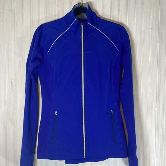 LULULEMON RUN STAY ON COURSE JACKET 6 - Picture 3 of 9